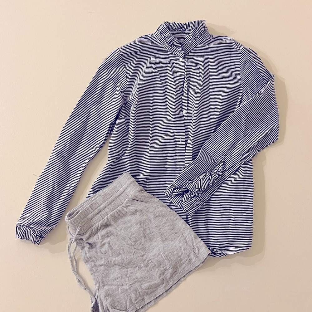 Gap Maternity shorts and button down shirt, Small